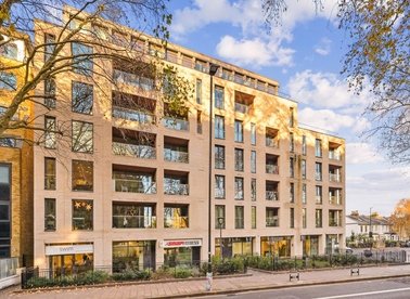 Properties to let in Chiswick High Road - W4 5AG view1