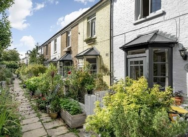 Properties to let in Choumert Square - SE15 4RE view1