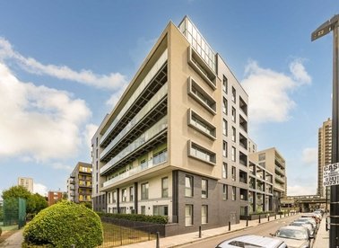Properties to let in Christian Street - E1 1AY view1