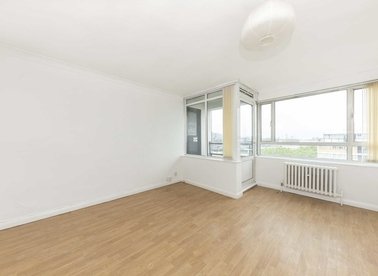 Properties to let in Churchill Gardens - SW1V 3AF view1