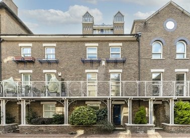 Properties let in Cinnamon Row - SW11 3TW view1