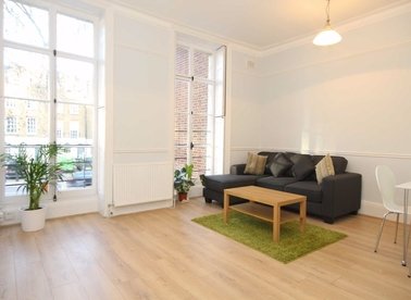 Properties to let in City Road - EC1V 2PY view1