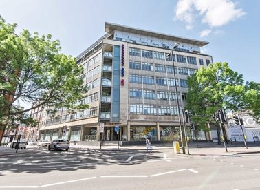 Properties to let in City Road - EC1V 2PQ view1