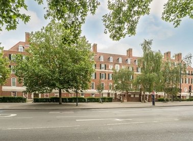 Properties let in Clapham Common South Side - SW4 9DX view1