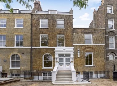 Flats to rent in Clapham, London | Dexters Estate Agents