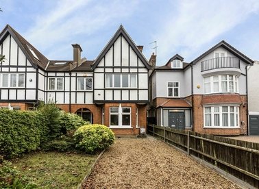 Properties to let in Cleveland Road - W13 8AR view1