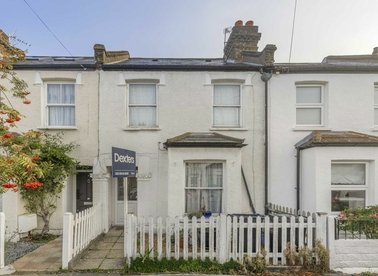 Properties to let in Cochrane Road - SW19 3QP view1