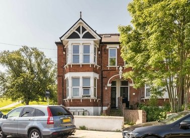 Properties to let in Codrington Hill - SE23 1ND view1