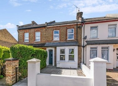 Properties to let in Coldershaw Road - W13 9DX view1