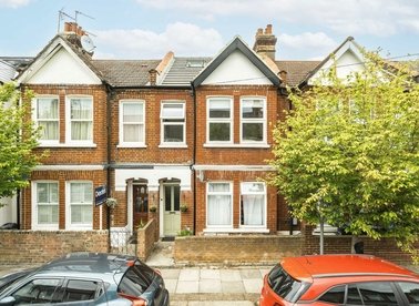 Properties to let in College Road - SW19 2BS view1