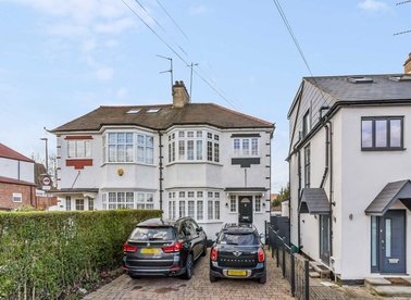 Properties to let in Colney Hatch Lane - N10 1EY view1