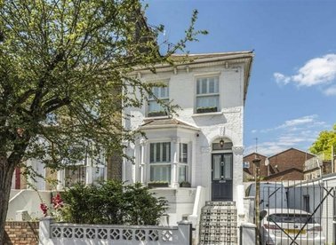 Properties to let in Combedale Road - SE10 0LG view1