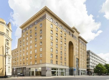 Properties let in Commercial Road - E1 1LF view1