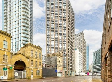 Commercial Road, London, E1