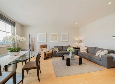 Properties to let in Cornwall Gardens - SW7 4AL view1