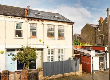 Properties let in Coverton Road - SW17 0QL view1