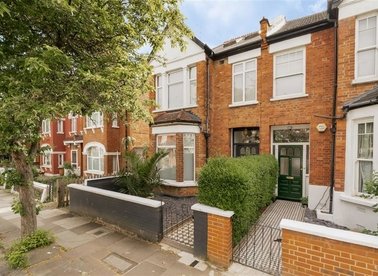 Properties to let in Cranhurst Road - NW2 4LJ view1
