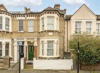 Properties let in Craster Road - SW2 2AT view1