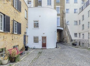 Properties let in Craven Hill Mews - W2 3DY view1