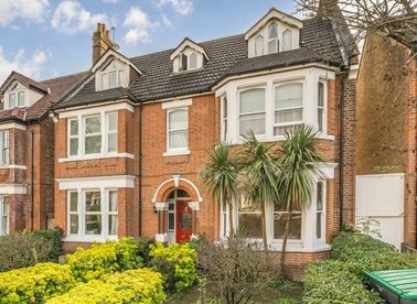 Properties to let in Creffield Road - W5 3RP view1