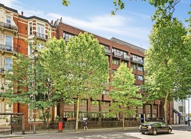 Properties to let in Cromwell Road - SW5 0UA view1