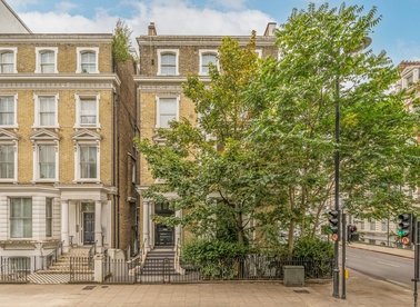 Properties to let in Cromwell Road - SW5 0TQ view1