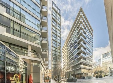 Crown Square, London, SE1