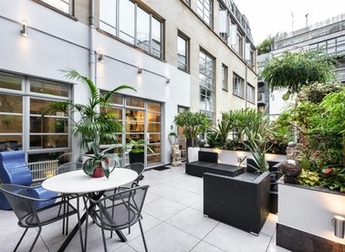 Properties let in Dallington Square - EC1V 0BZ view1