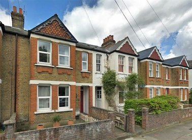 Properties to let in Dancer Road - TW9 4LA view1