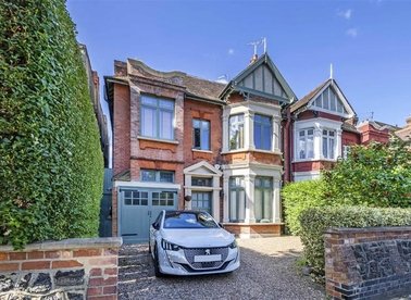 Properties to let in Dartmouth Road - NW2 4EP view1