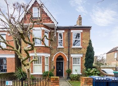 Properties let in Denbigh Road - W13 8PX view1