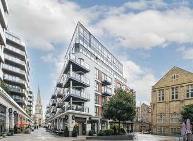 Properties let in Dickens Yard - W5 2JG view1