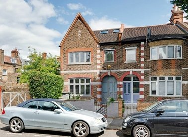 Properties let in Dordrecht Road - W3 7TE view1