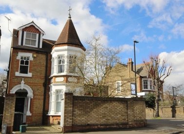 Properties let in Drayton Green - W13 0JF view1