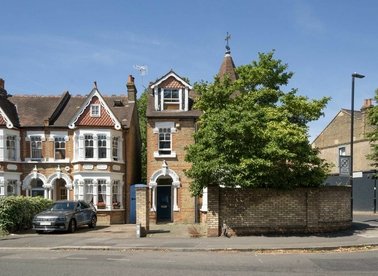 Properties let in Drayton Green - W13 0JF view1