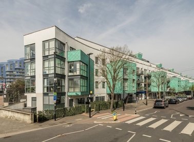 Properties to let in Drayton Park - N5 1AN view1