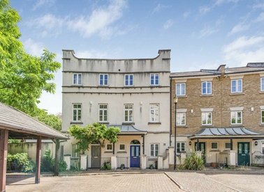 Properties to let in Dudley Mews - SW2 2YE view1