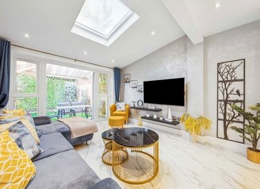 Properties let in Duke Road - W4 2DE view1