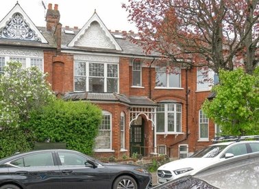 Properties to let in Dukes Avenue - N10 2PT view1
