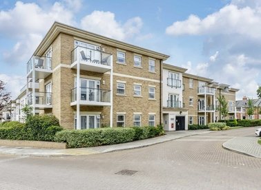 Properties let in Dyas Road - TW16 5DD view1