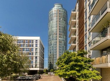 Ealing Road, Brentford, TW8