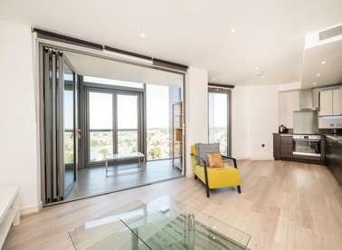 Properties to let in Ealing Road - TW8 0GA view1