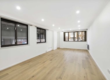 Properties to let in Earls Court Road - SW5 9RP view1