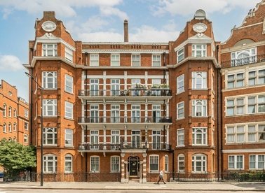 Properties to let in Earls Court Road - SW5 9AF view1