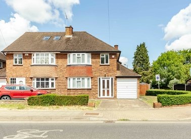 Properties to let in Eastcote Road - HA5 1EN view1