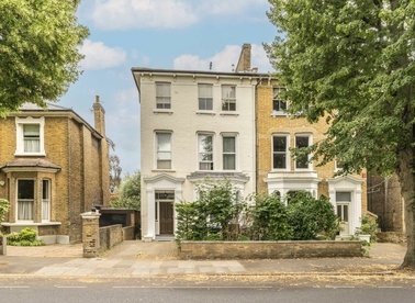 Properties let in Eaton Rise - W5 2HE view1