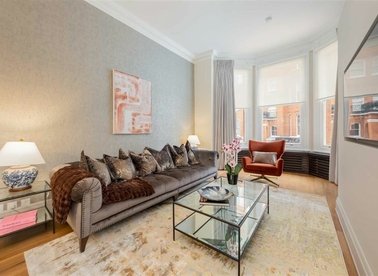 Properties to let in Egerton Gardens - SW3 2DD view1