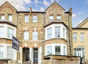 Properties to let in Eglinton Hill - SE18 3PG view1