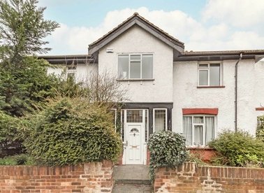 Properties to let in Ellesmere Road - W4 3EA view1