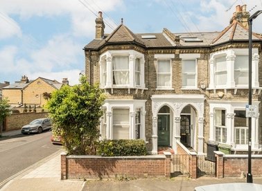 Elms Crescent, London, SW4